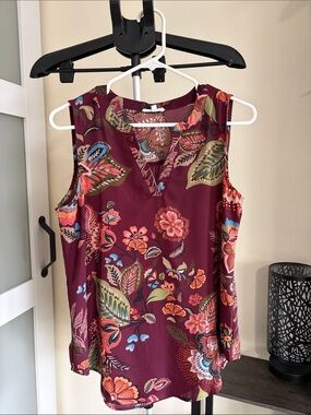 Maurices Floral Sleeveless V-Notch Top - Burgundy Multi